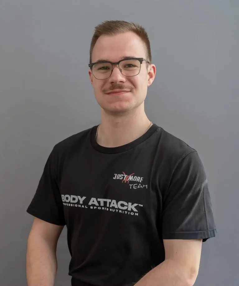 Oskar, Service-Team bei Just More Fitness Lennestadt