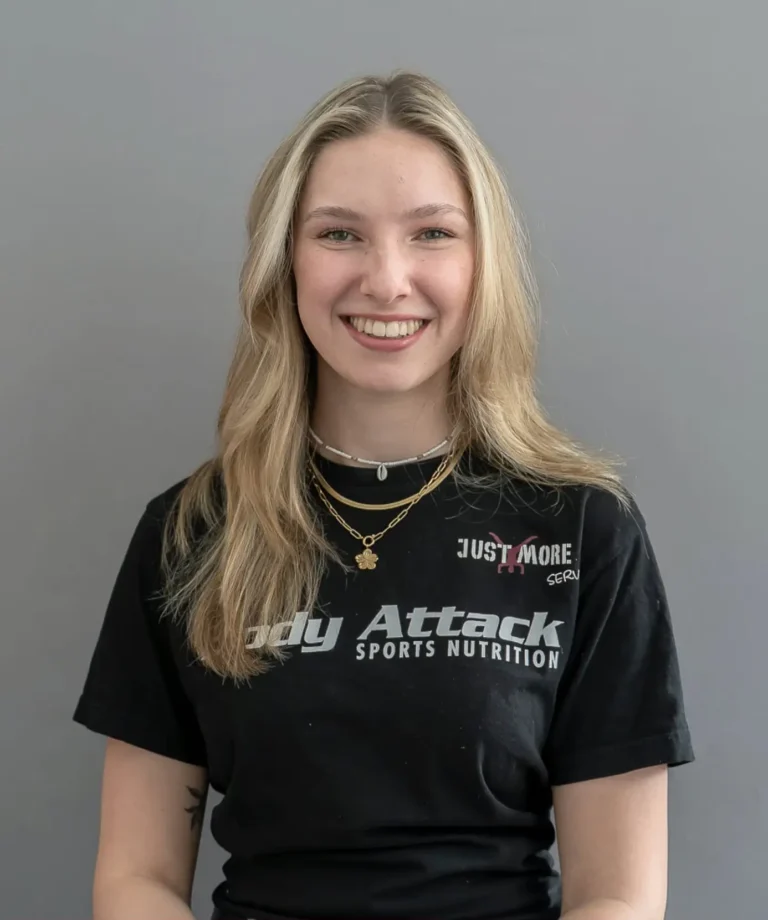 Ellen, Service-Team bei Just More Fitness Lennestadt